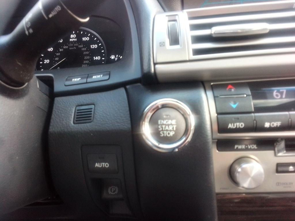 Lexus LS 460 Luxury Sedan 2014