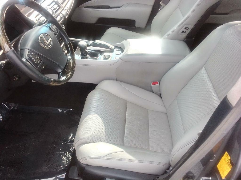 Lexus LS 460 Luxury Sedan 2014