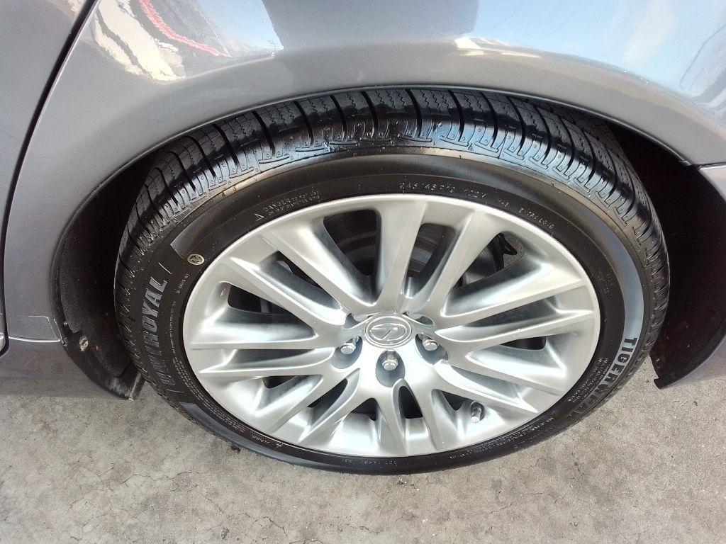 Lexus LS 460 Luxury Sedan 2014