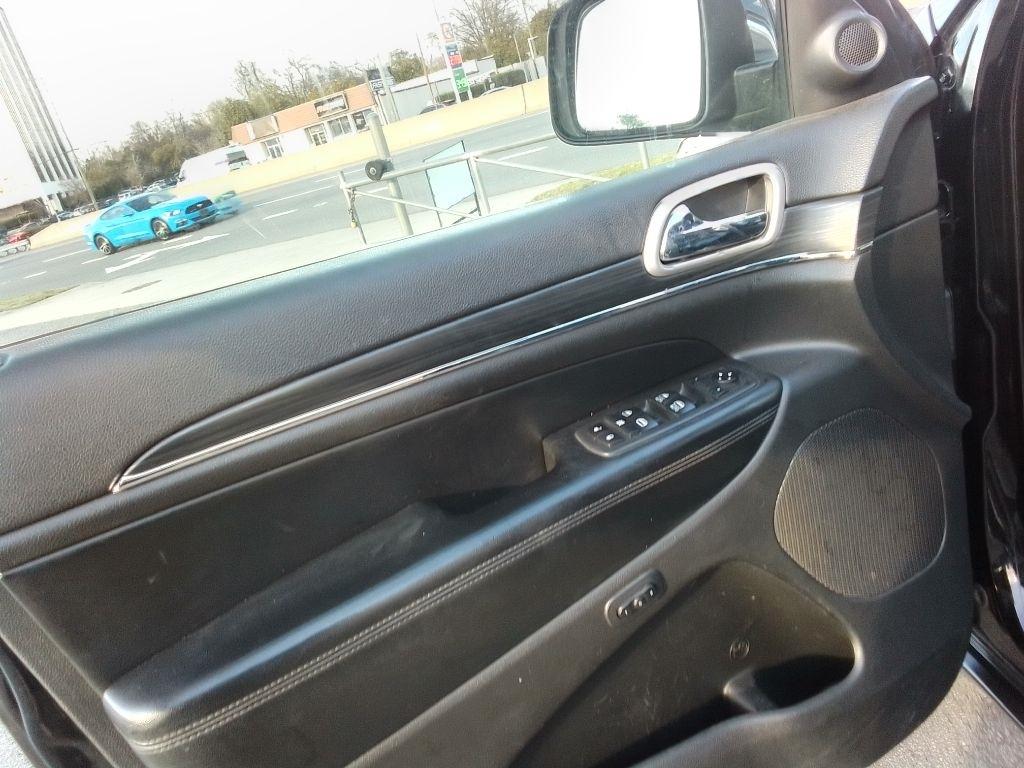 Jeep Grand Cherokee Limited 2WD 2020