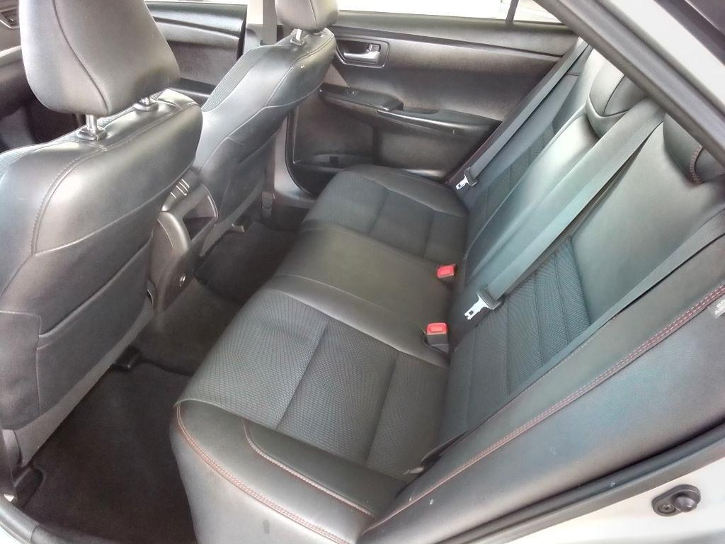 Toyota Camry SE 2017