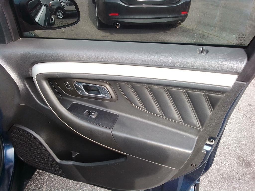 Ford Taurus SEL FWD 2017