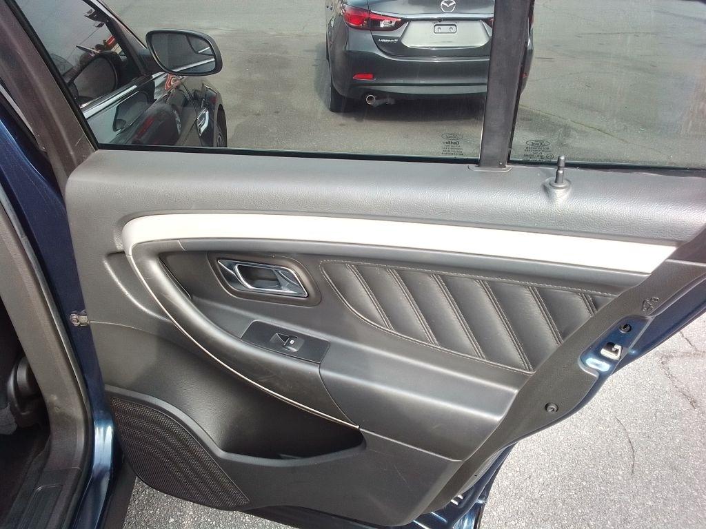 Ford Taurus SEL FWD 2017