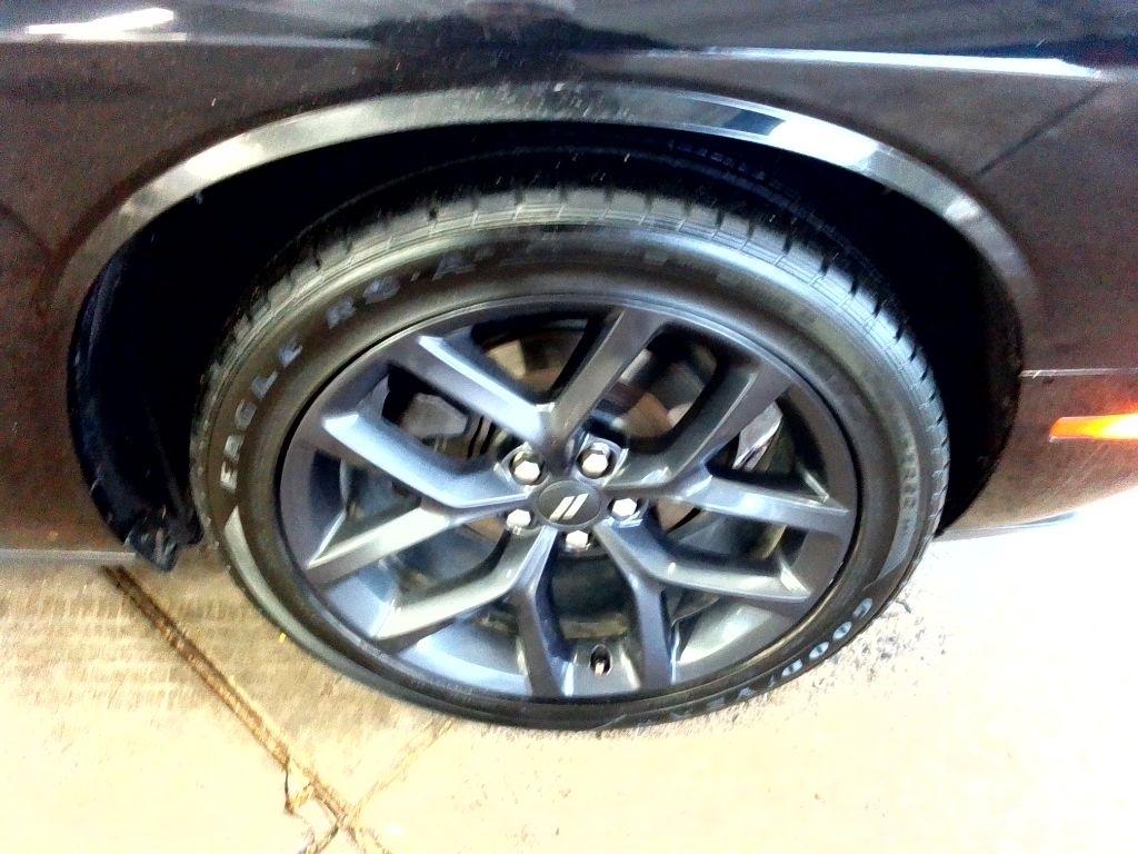 Dodge Challenger SXT 2021