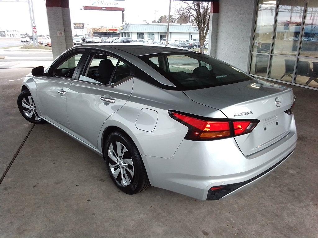 Nissan Altima 2.5 S 2023