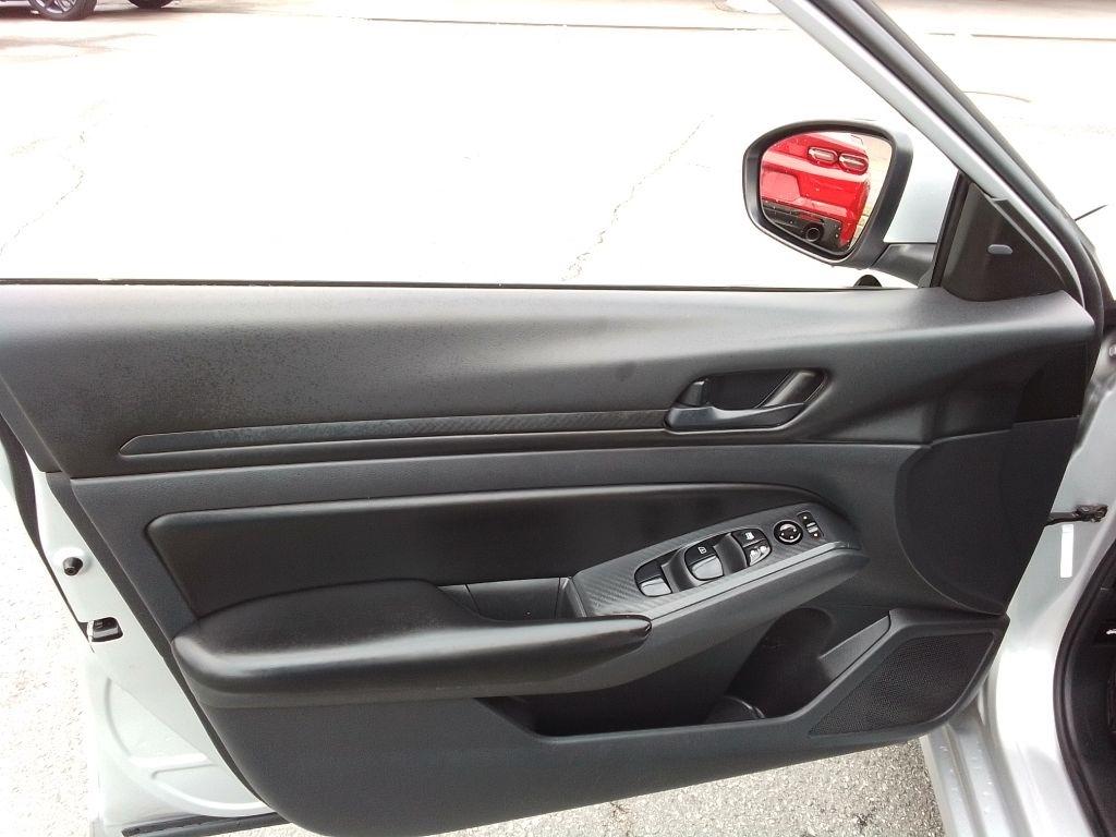 Nissan Altima 2.5 S 2023