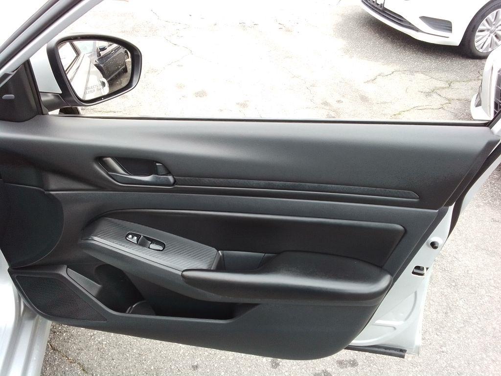 Nissan Altima 2.5 S 2023