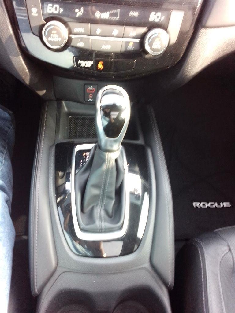 Nissan Rogue SV AWD 2017
