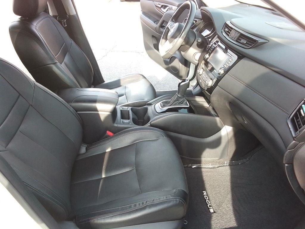 Nissan Rogue SV AWD 2017