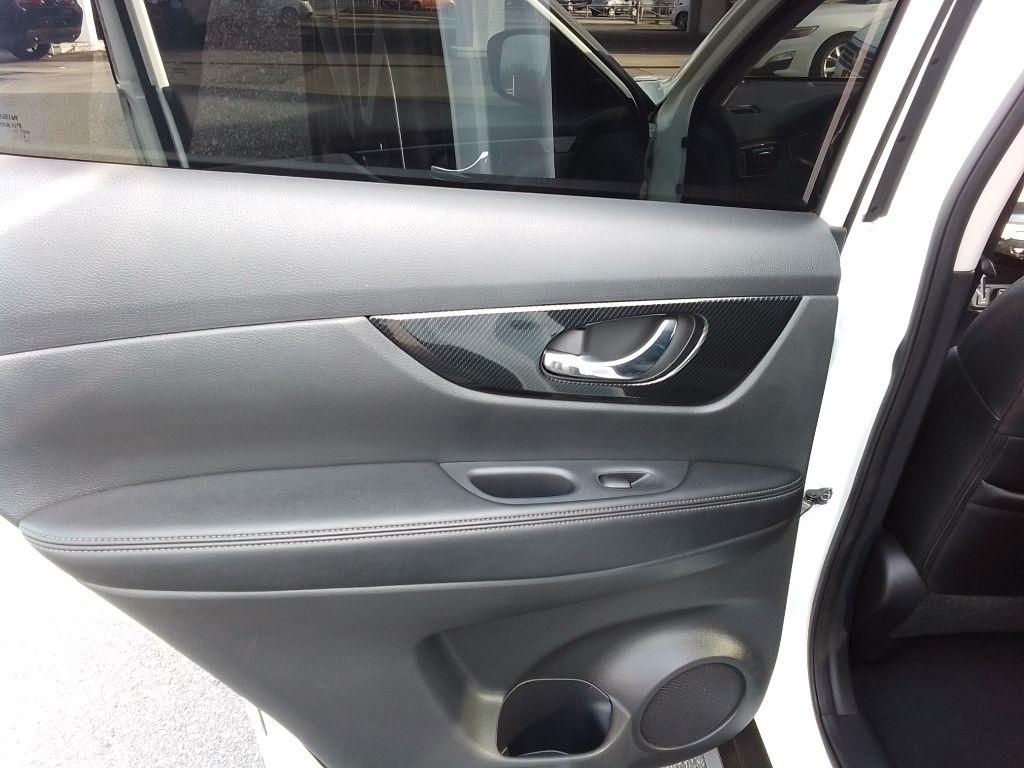 Nissan Rogue SV AWD 2017