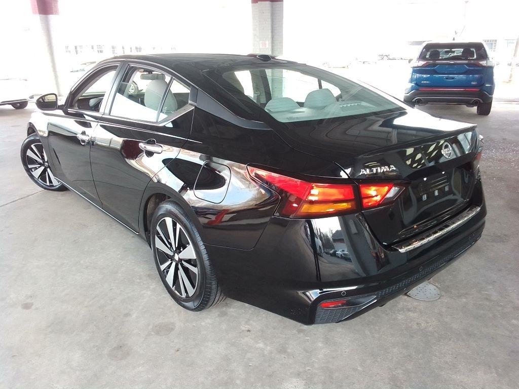 Nissan Altima 2.5 SV 2022