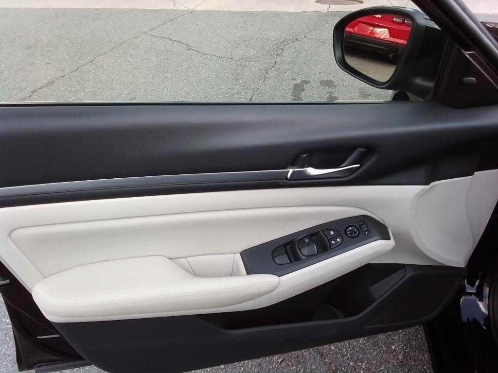 Nissan Altima 2.5 SV 2022