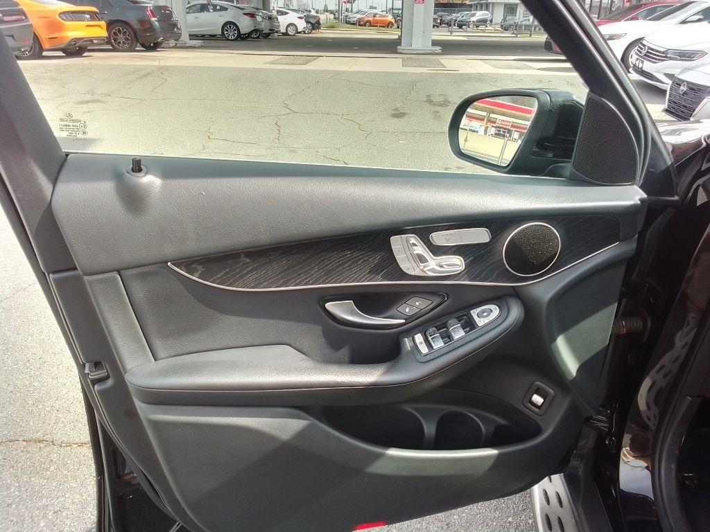 Mercedes-Benz GLC-Class GLC300 2016