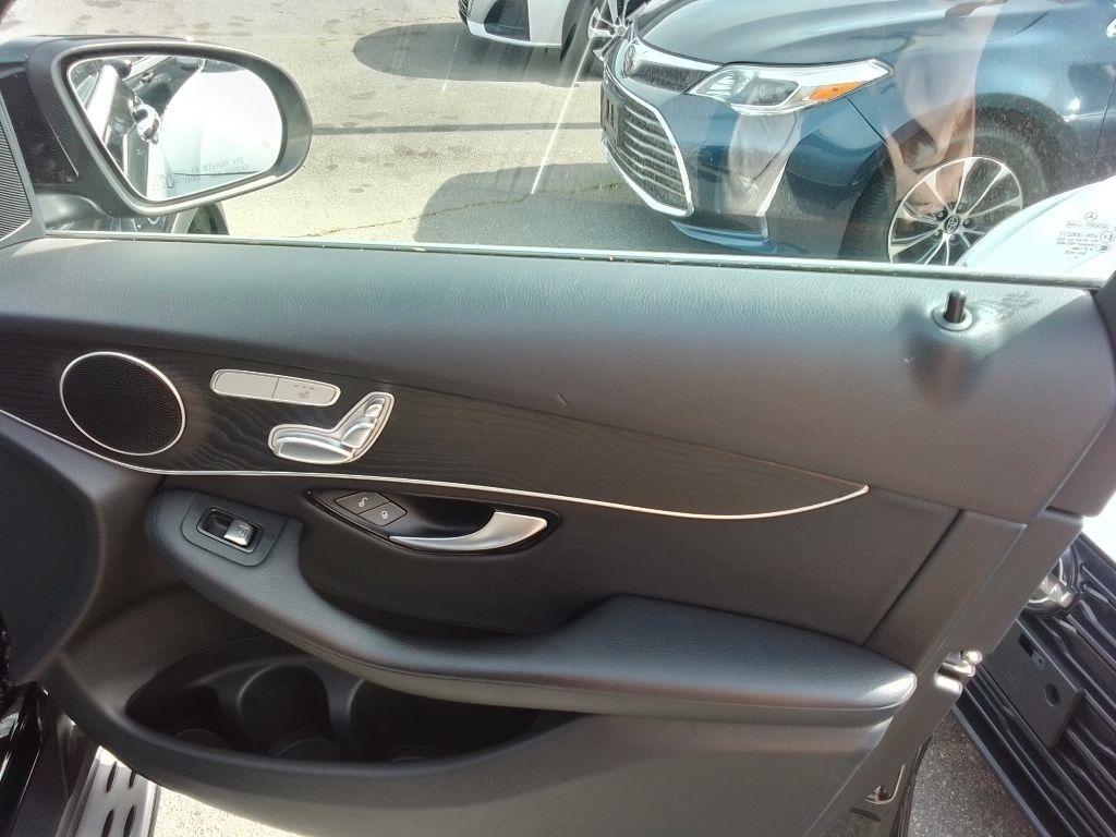 Mercedes-Benz GLC-Class GLC300 2016