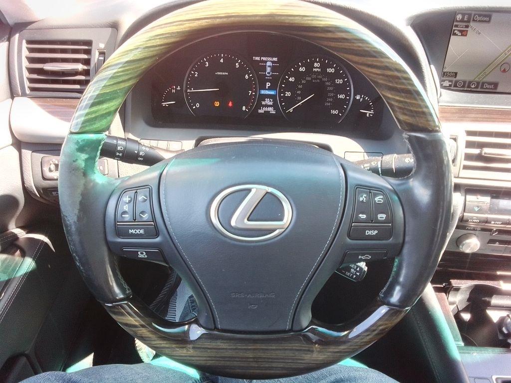 Lexus LS 460 Luxury Sedan 2015