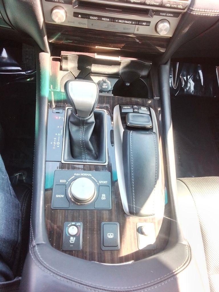 Lexus LS 460 Luxury Sedan 2015