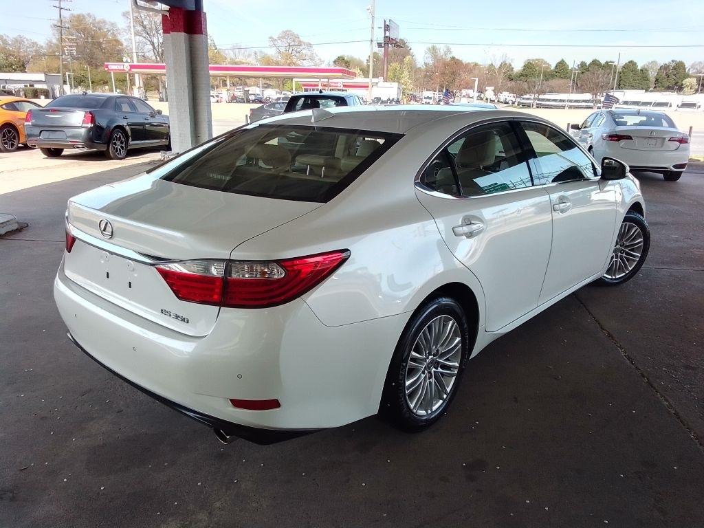 Lexus ES 350 Sedan 2015