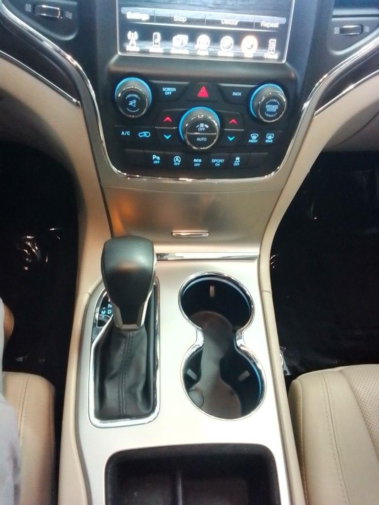 Jeep Grand Cherokee Limited 2WD 2016