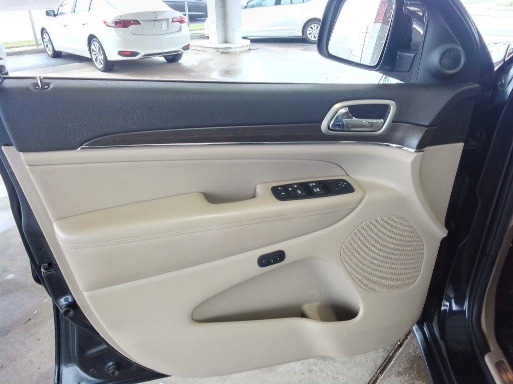 Jeep Grand Cherokee Limited 2WD 2016