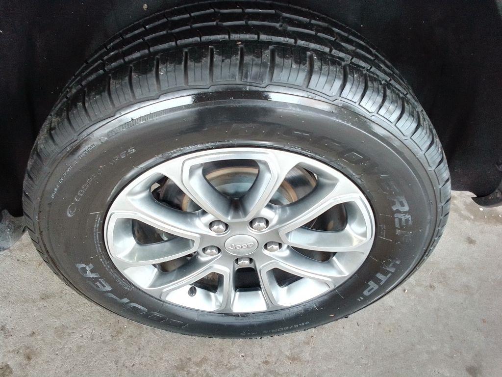 Jeep Grand Cherokee Limited 2WD 2016