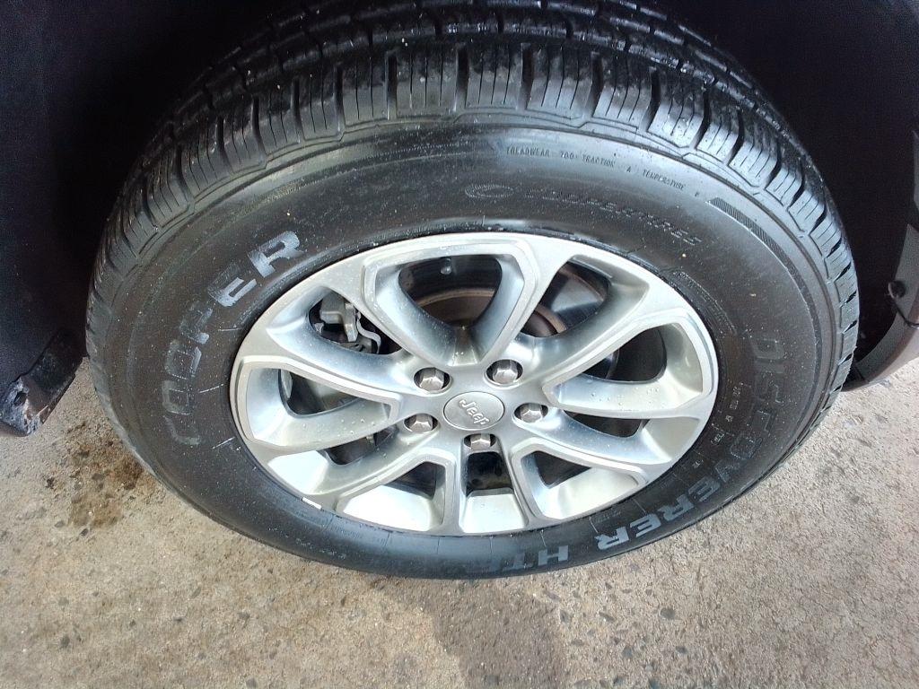 Jeep Grand Cherokee Limited 2WD 2016