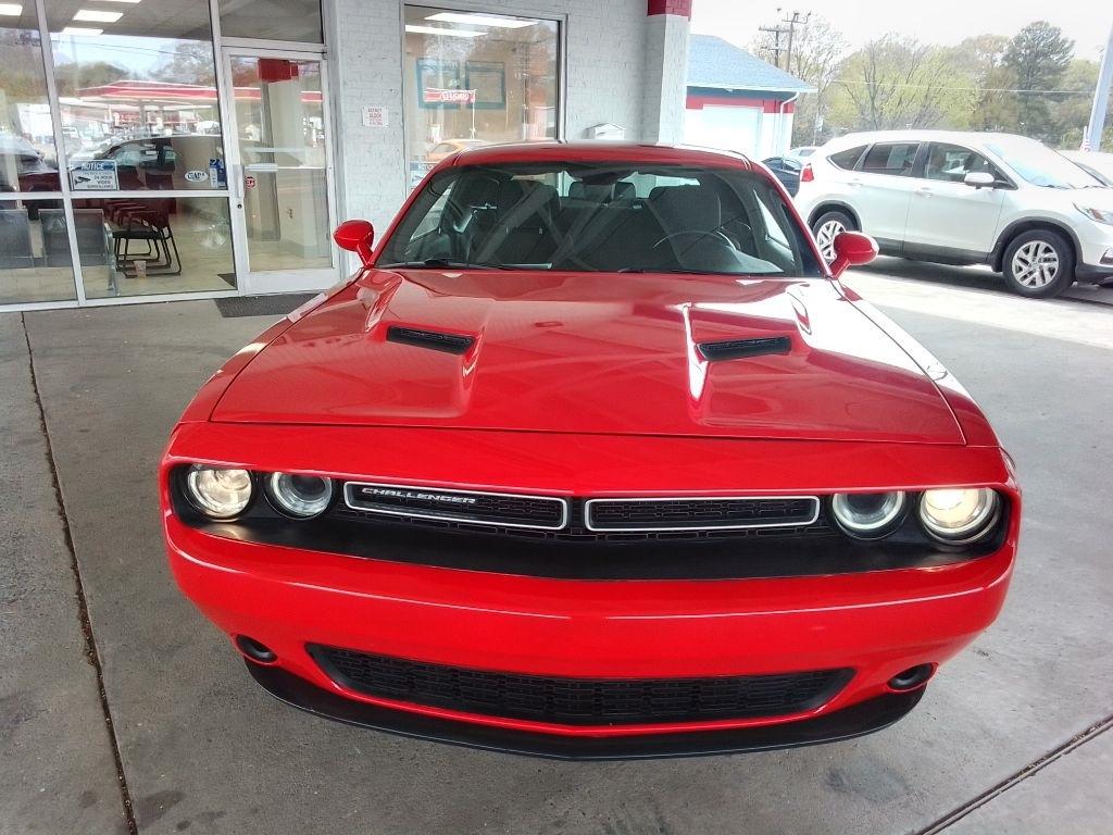 Dodge Challenger SXT 2021