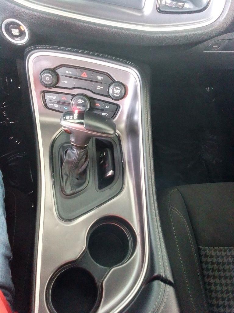 Dodge Challenger SXT 2021