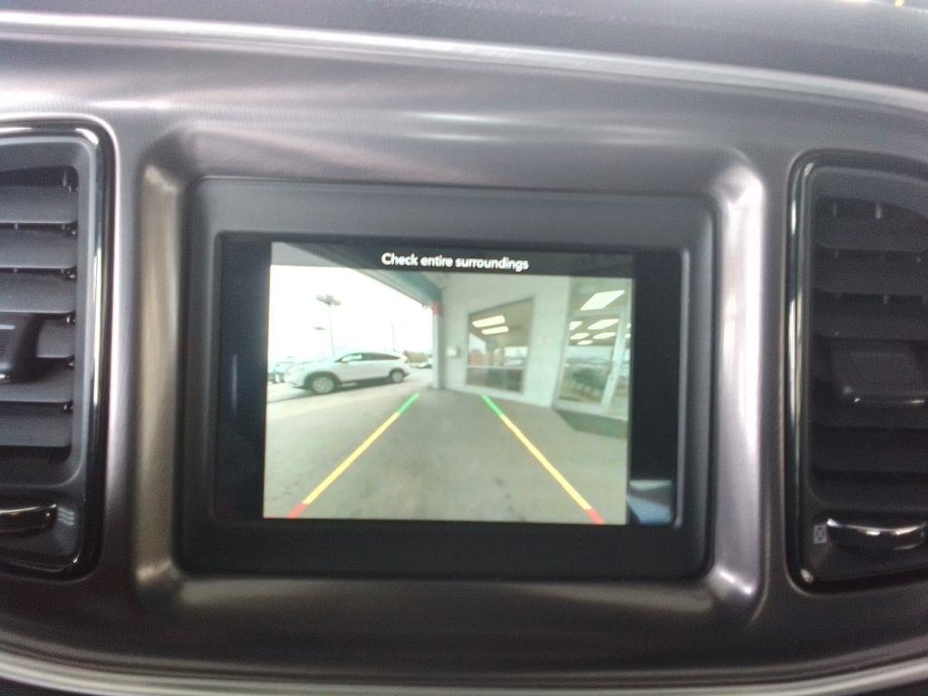 Dodge Challenger SXT 2021