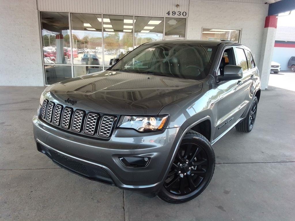 Jeep Grand Cherokee Laredo 4WD 2018