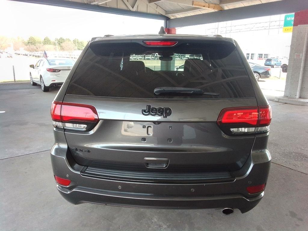 Jeep Grand Cherokee Laredo 4WD 2018