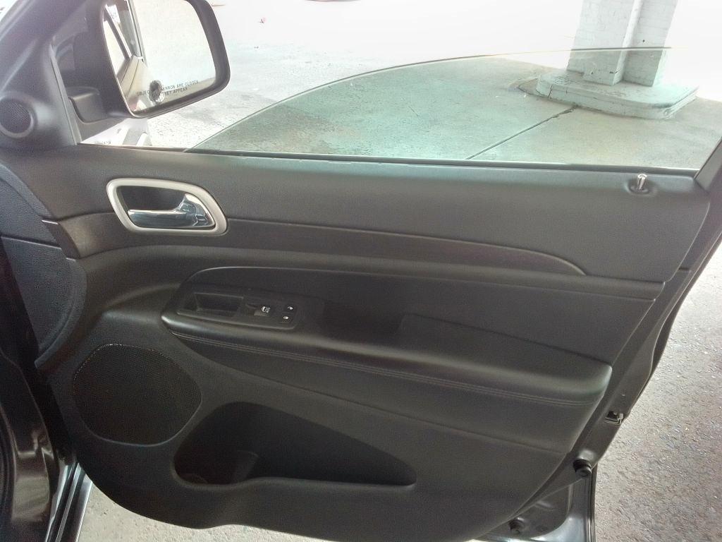 Jeep Grand Cherokee Laredo 4WD 2018