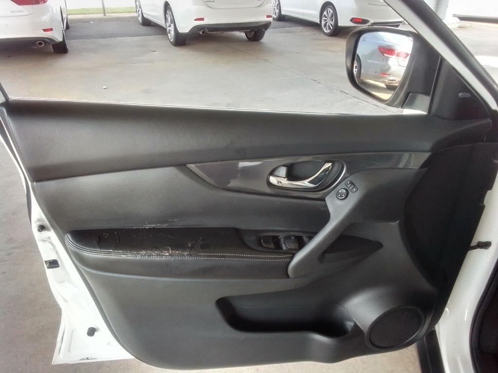 Nissan Rogue SV AWD 2017