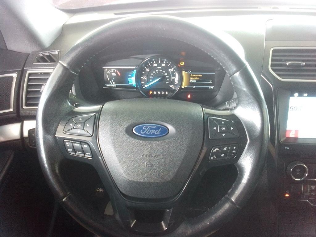 Ford Explorer XLT FWD 2017