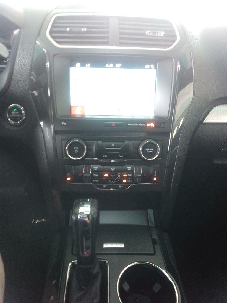 Ford Explorer XLT 4WD 2017