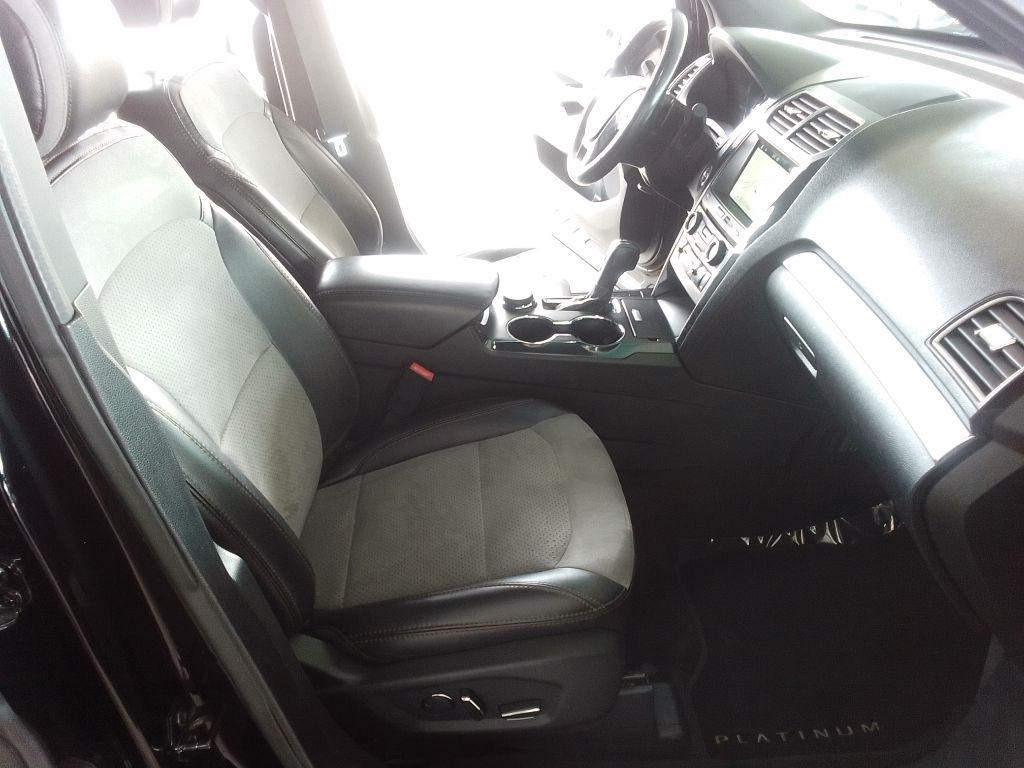 Ford Explorer XLT 4WD 2017