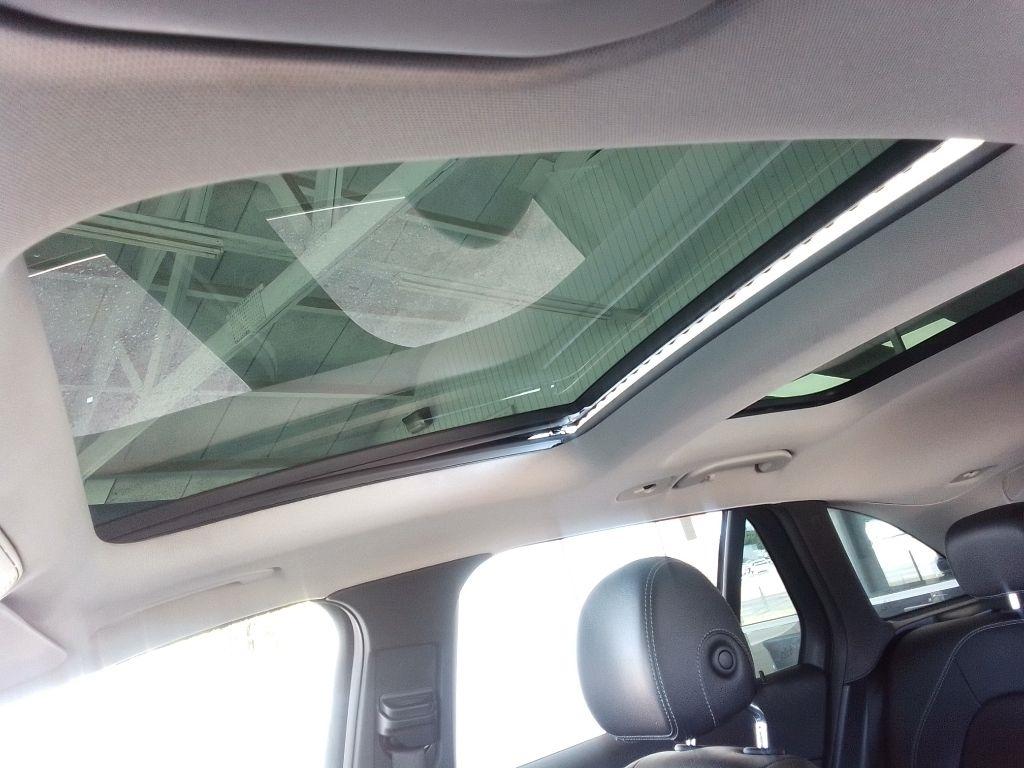 Mercedes-Benz GLC-Class GLC300 2016