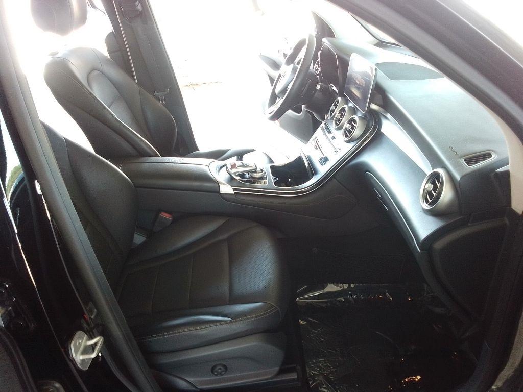 Mercedes-Benz GLC-Class GLC300 2016