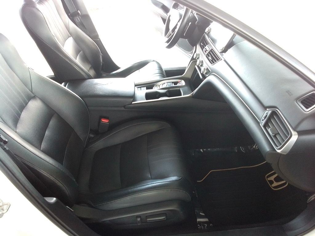 Honda Accord EX-L 2.0T 10A 2018