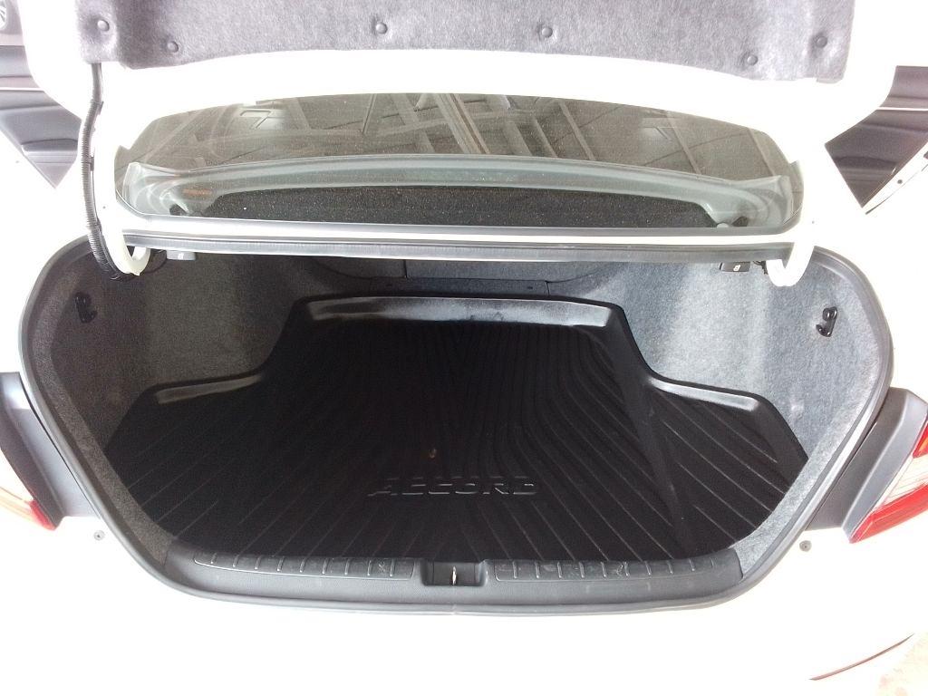 Honda Accord EX-L 2.0T 10A 2018