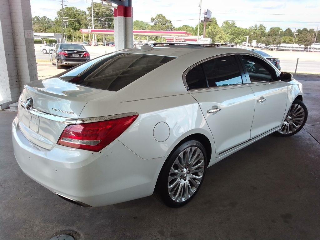 Buick LaCrosse Premium Package 2, w/Leather 2016