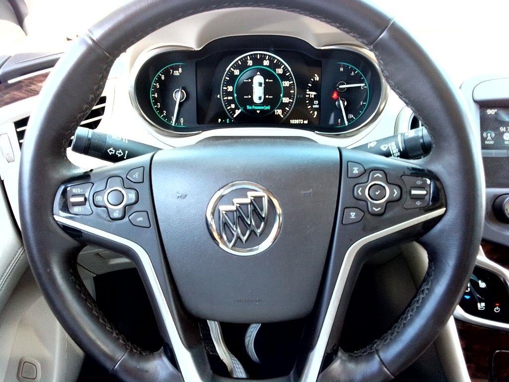 Buick LaCrosse Premium Package 2, w/Leather 2016