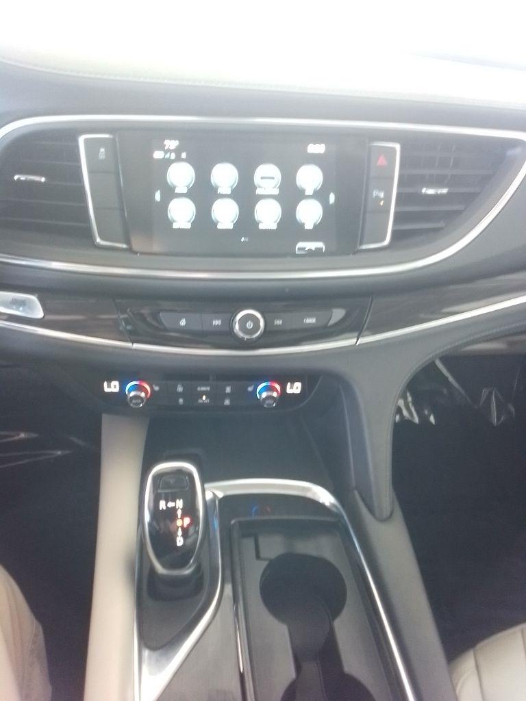 Buick Enclave Essence FWD 2019