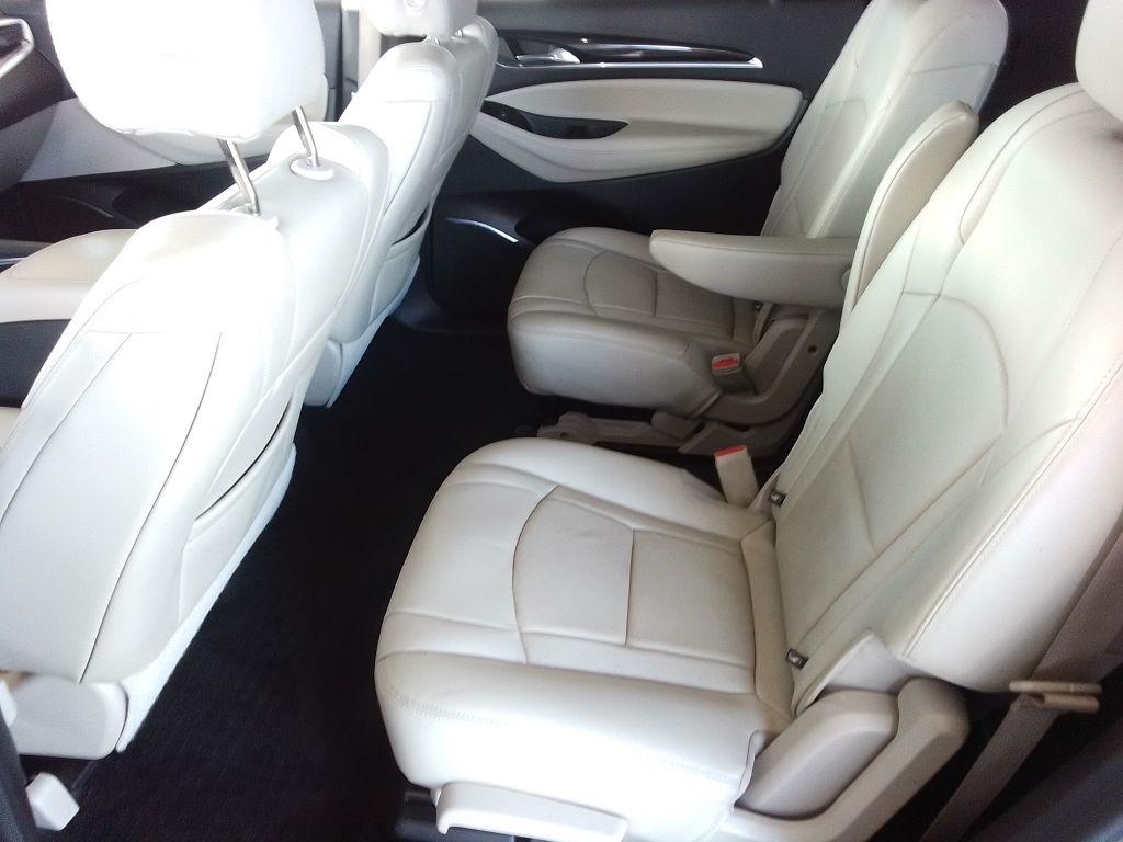 Buick Enclave Essence FWD 2019