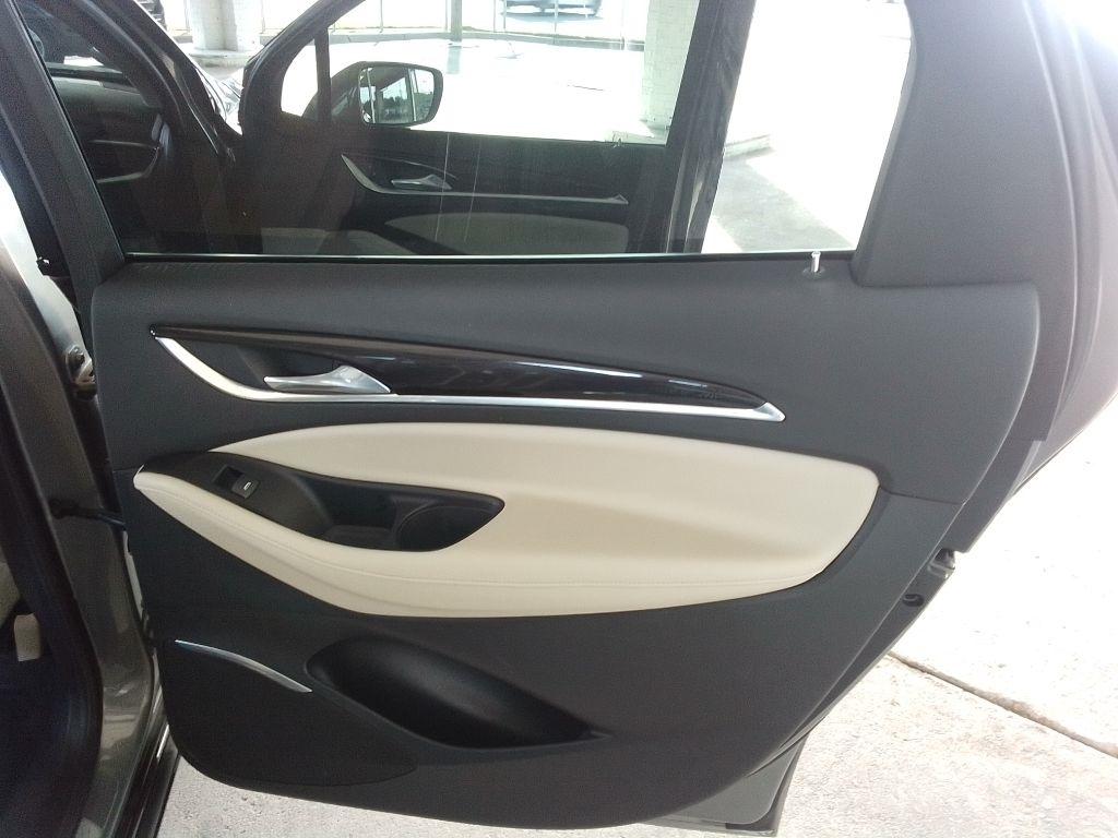 Buick Enclave Essence FWD 2019