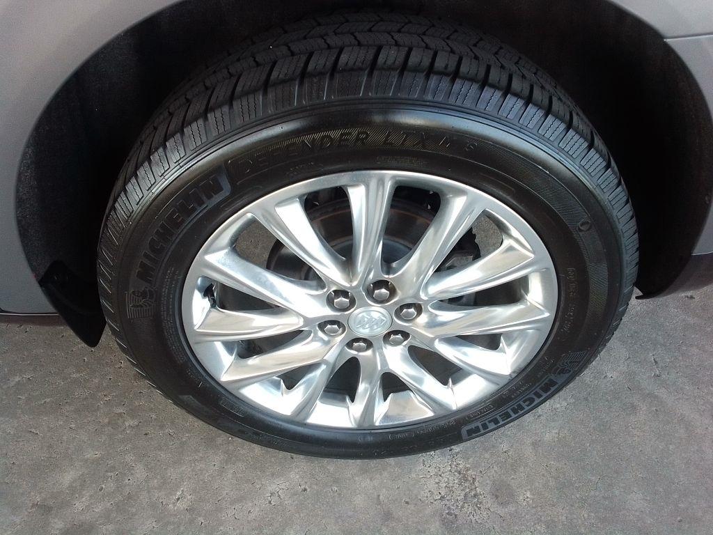 Buick Enclave Essence FWD 2019
