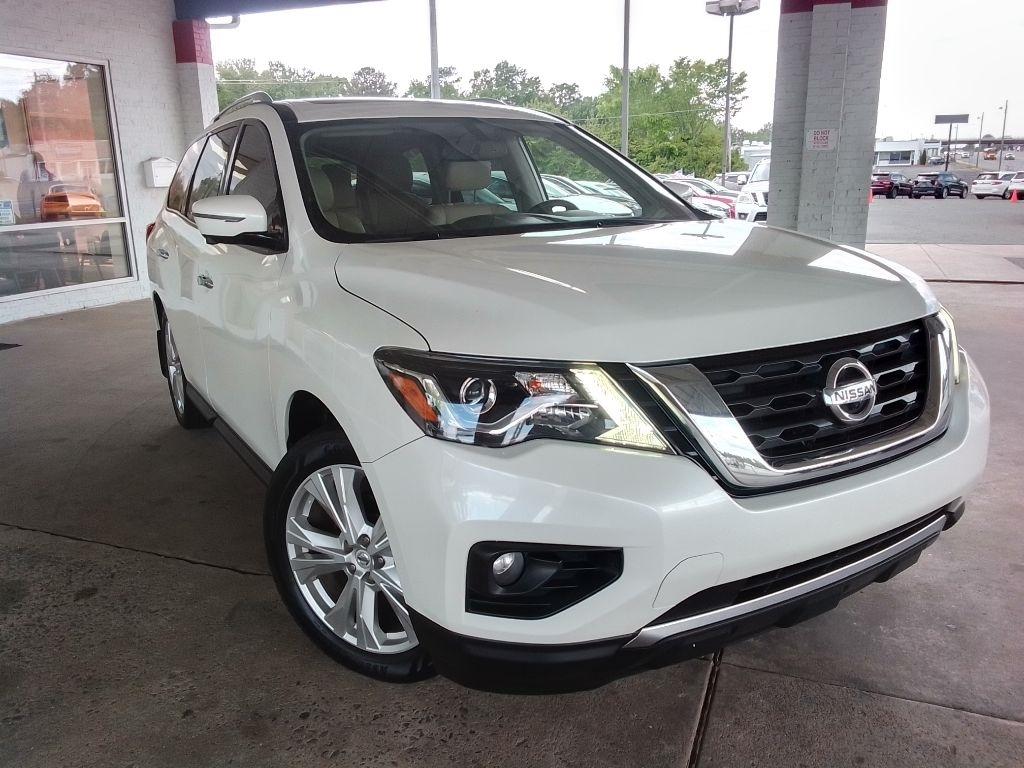 Nissan Pathfinder SL 2WD 2019