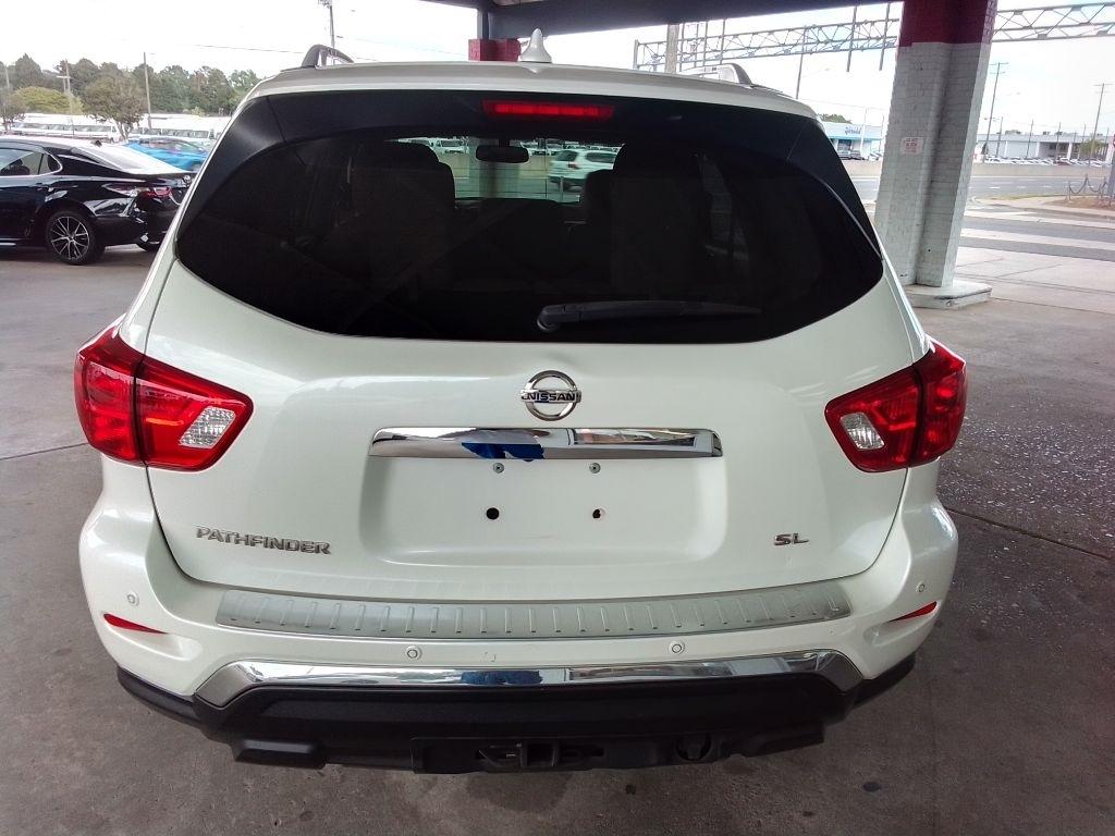 Nissan Pathfinder SL 2WD 2019