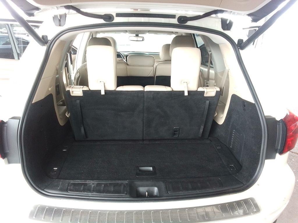 Nissan Pathfinder SL 2WD 2019