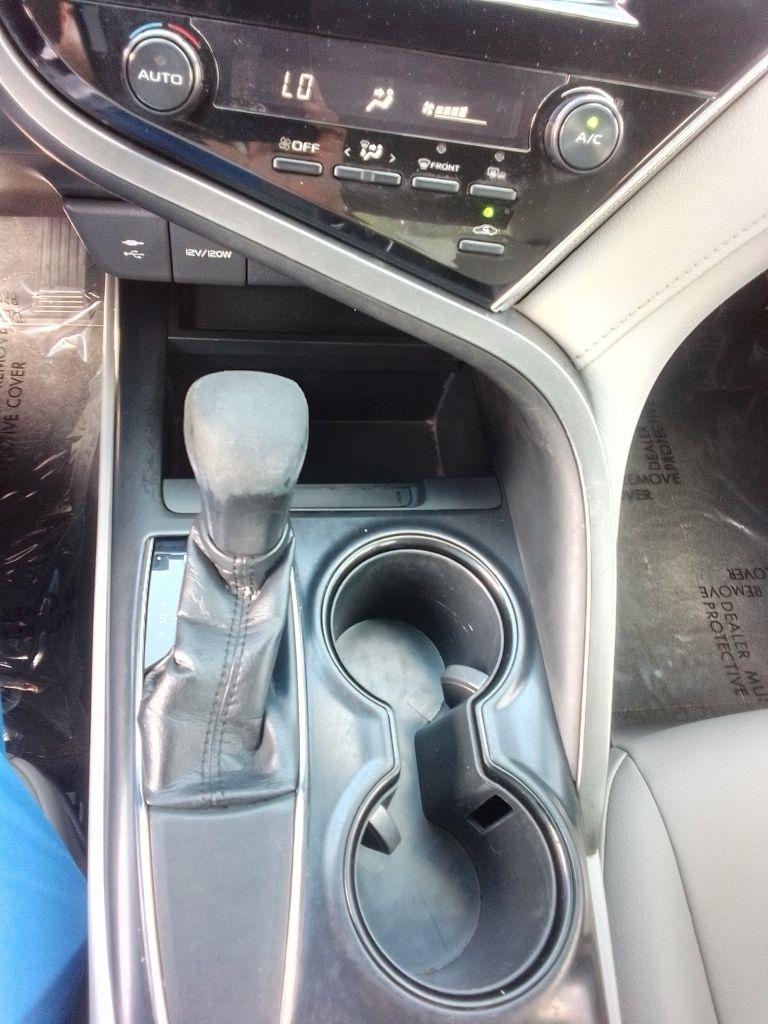 Toyota Camry SE 2018