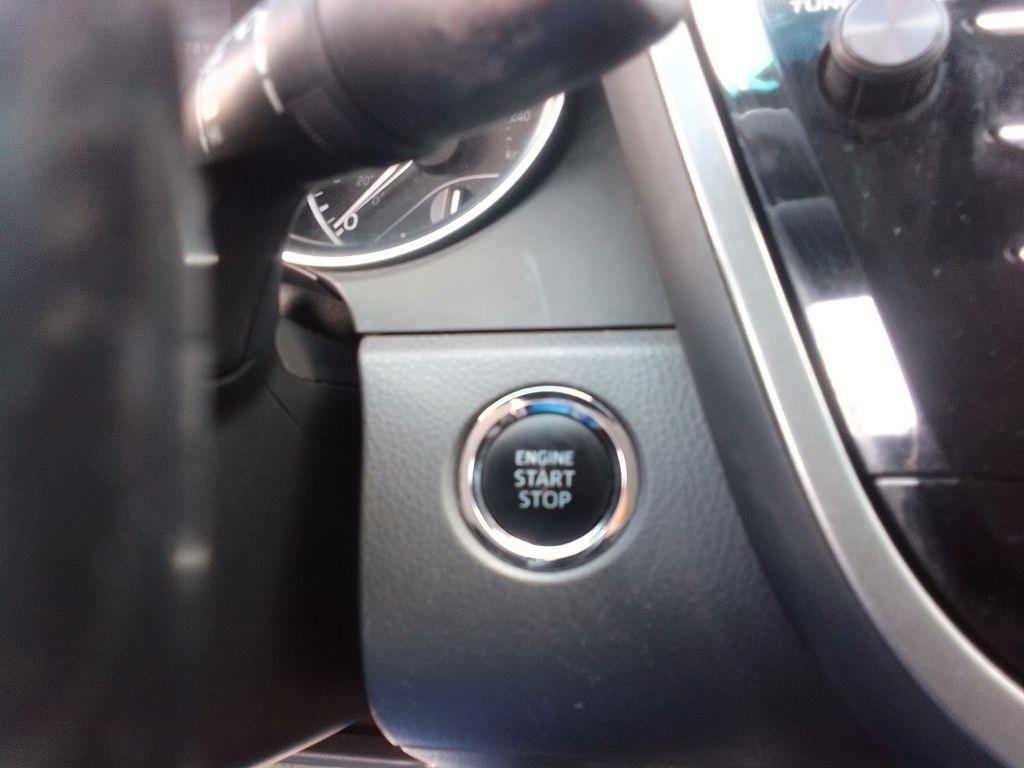 Toyota Camry SE 2018